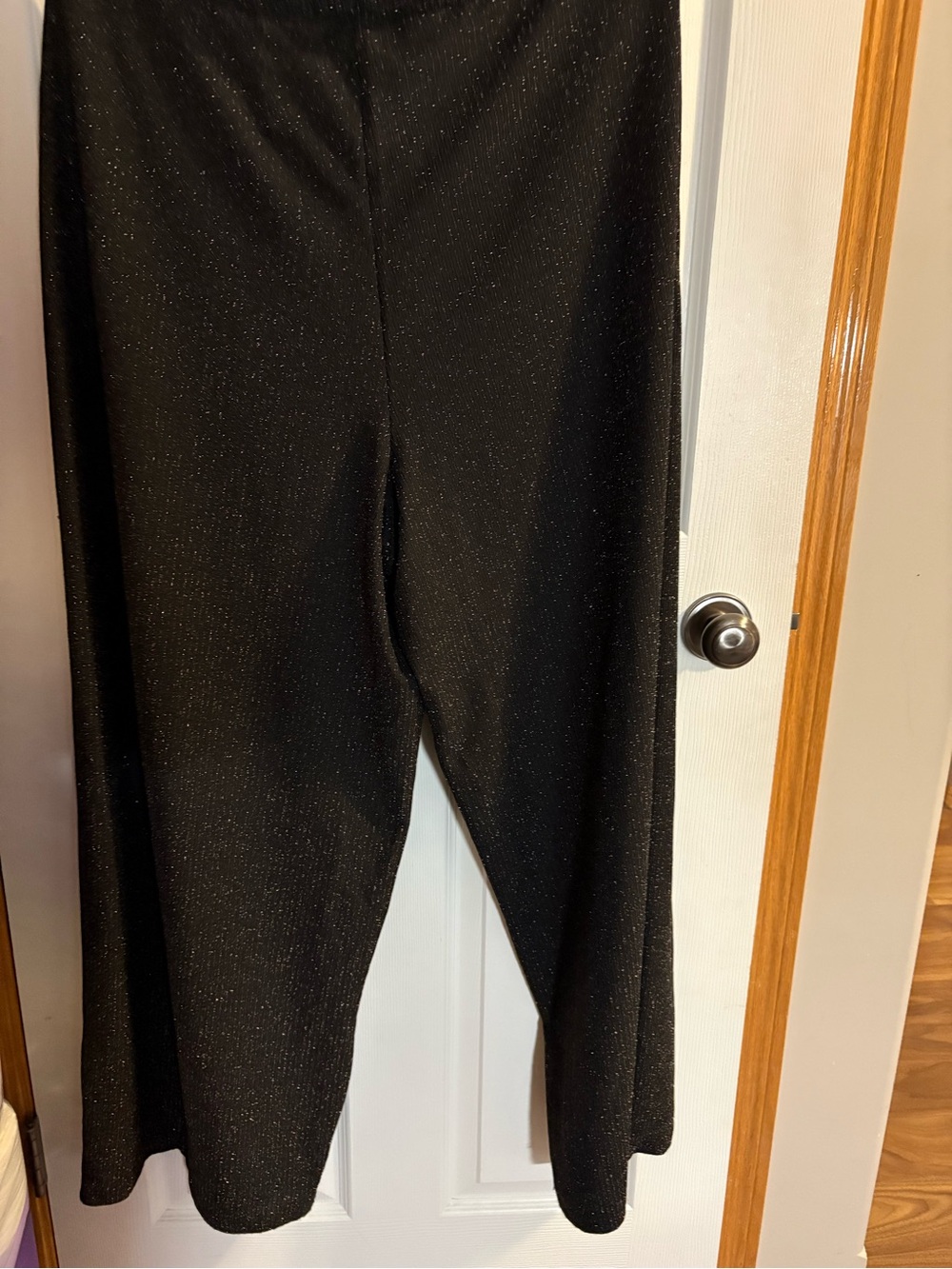 Reitmans Black Sparkle Wide Leg Pants with Subtle Shimmer